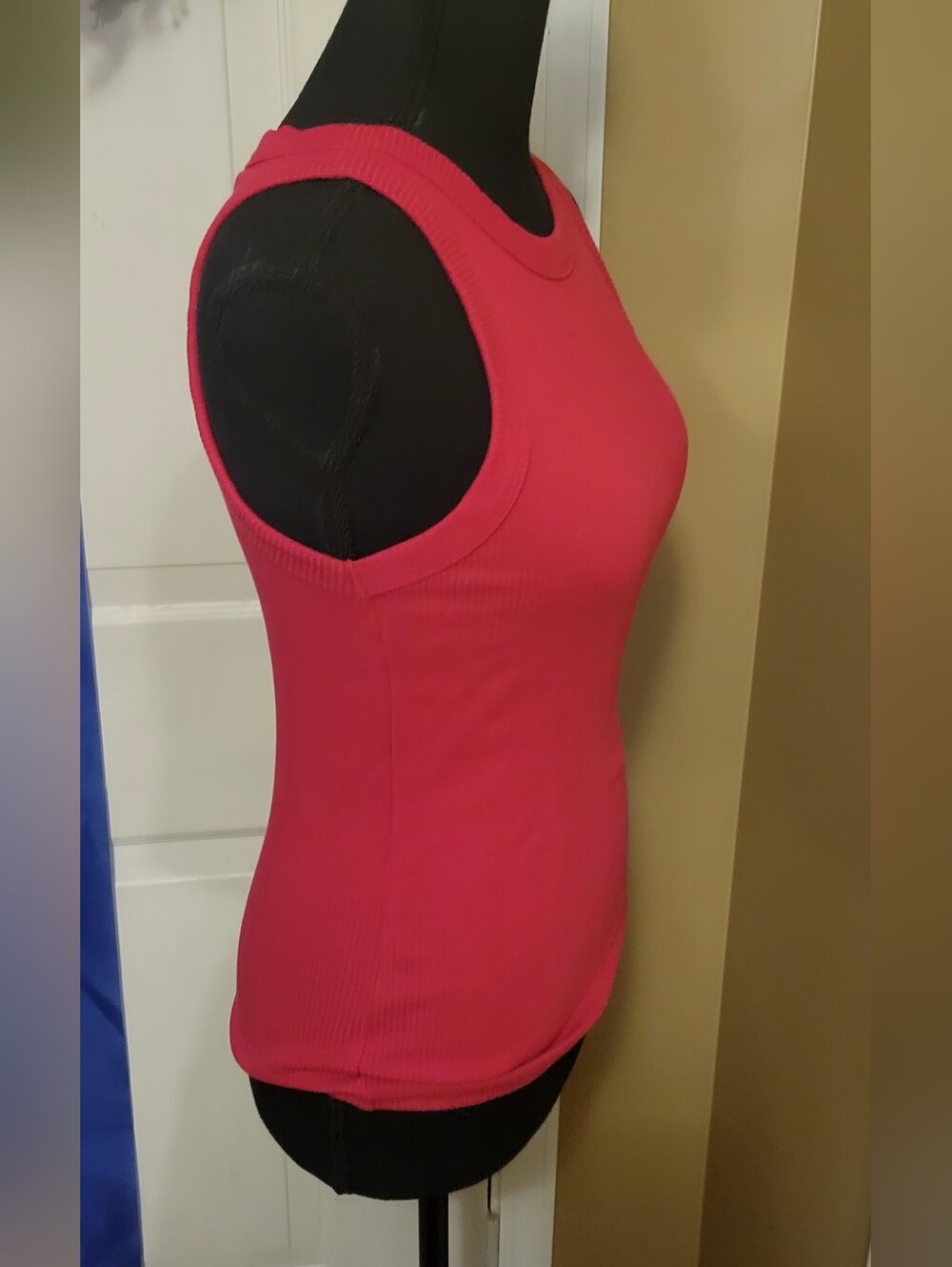 Women's Express Ribbed Tank Top - Raspberry Pink, Size XS - Picture 3 of 8